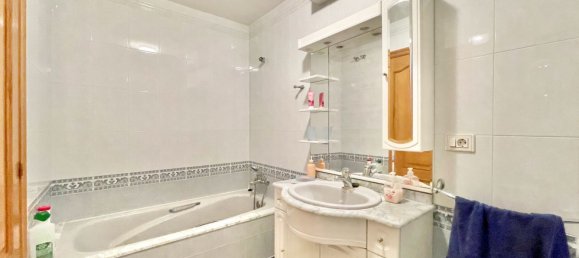 Gebäude in Lugo, Spain 184m², Nr. 49542 66