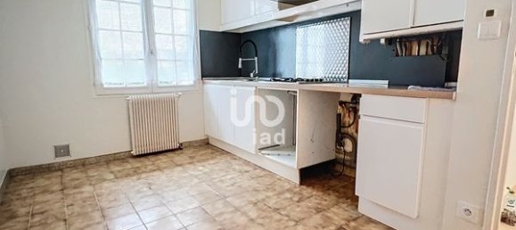 Дом с 4 спальнями в Бурж, Франция № 51636 8