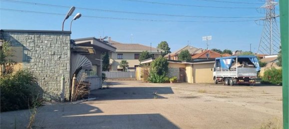 Lagerhaus in Limbiate, Italy 3700m², Nr. 64843 24