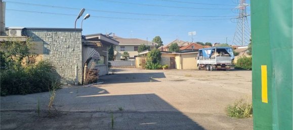 Lagerhaus in Limbiate, Italy 3700m², Nr. 64843 11