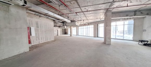 2694.2m² Commercial property in Dubai, UAE No. 54783 3