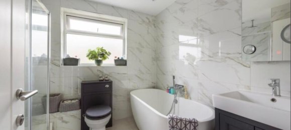 Casa de 4 dormitorios en Camberley, United Kingdom No. 10408 16