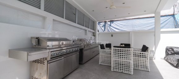 4 bedrooms Cafe / restaurant in Pattaya, Thailand No. 22950 30