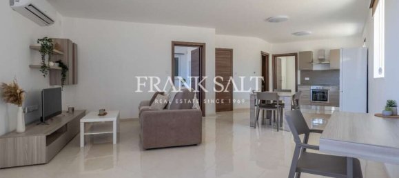 2 Schlafzimmer Maisonette-Wohnung in San Gwann, Malta, Nr. 4986 2