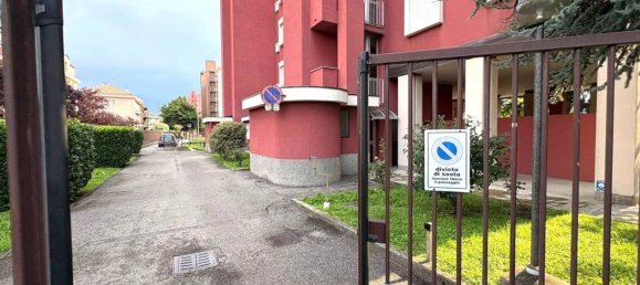 Garage in Vimodrone, Italy 13m², Nr. 260664 8