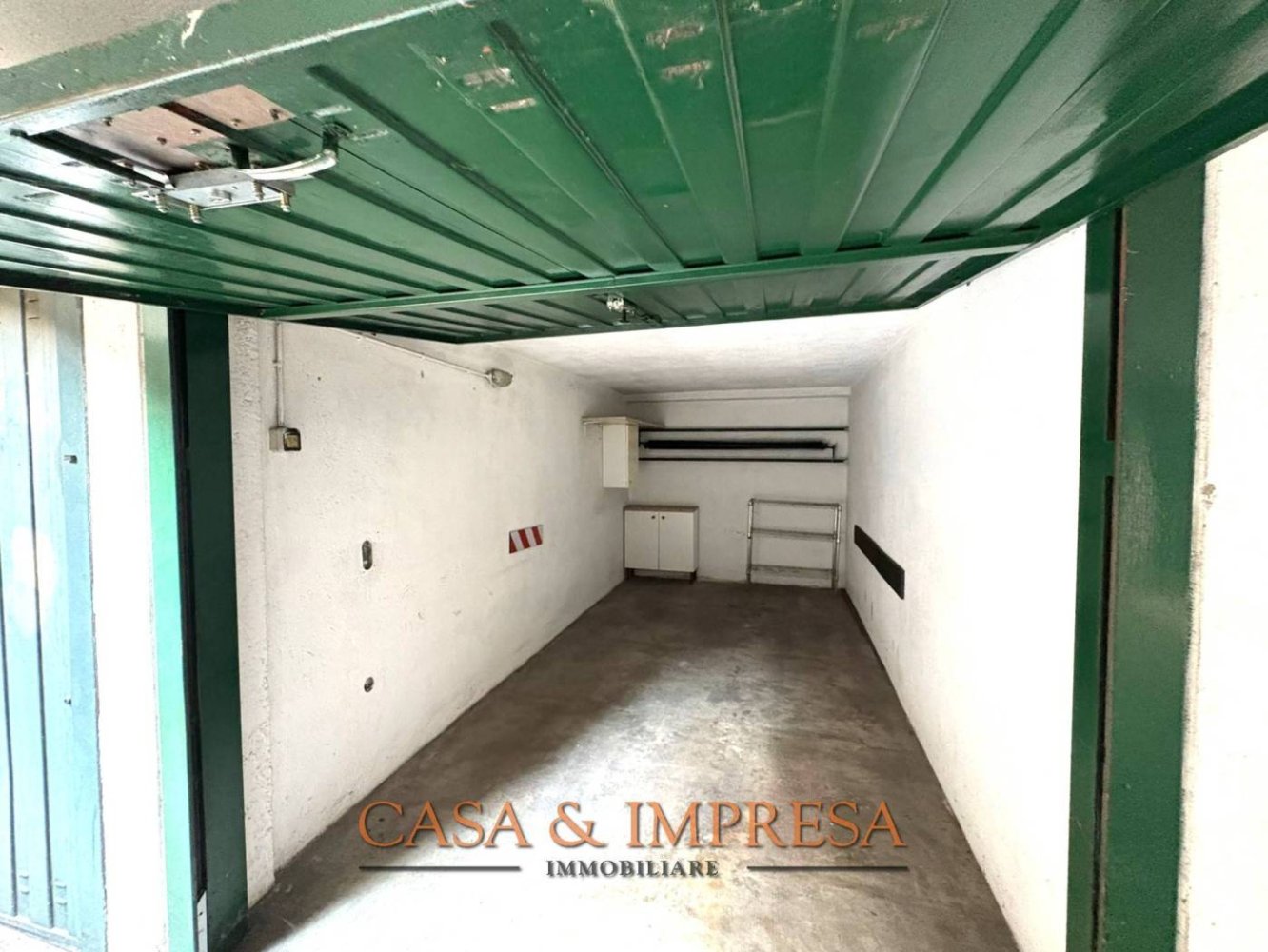 Garage in Vimodrone, Italy 13m², Nr. 260664