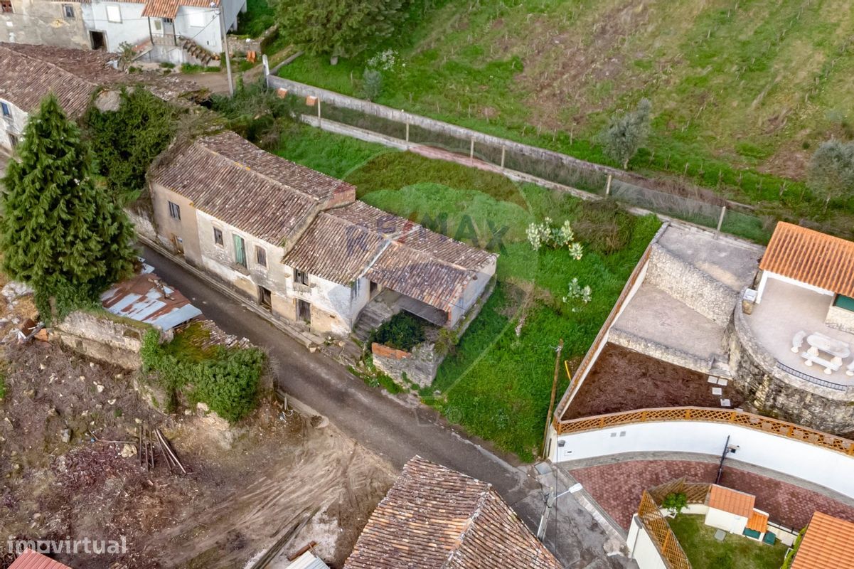 Casa de 2 dormitorios en Lamas, Portugal No. 24783