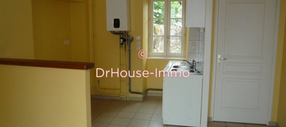 Casa de 2 dormitorios en Rille, France No. 54078 8