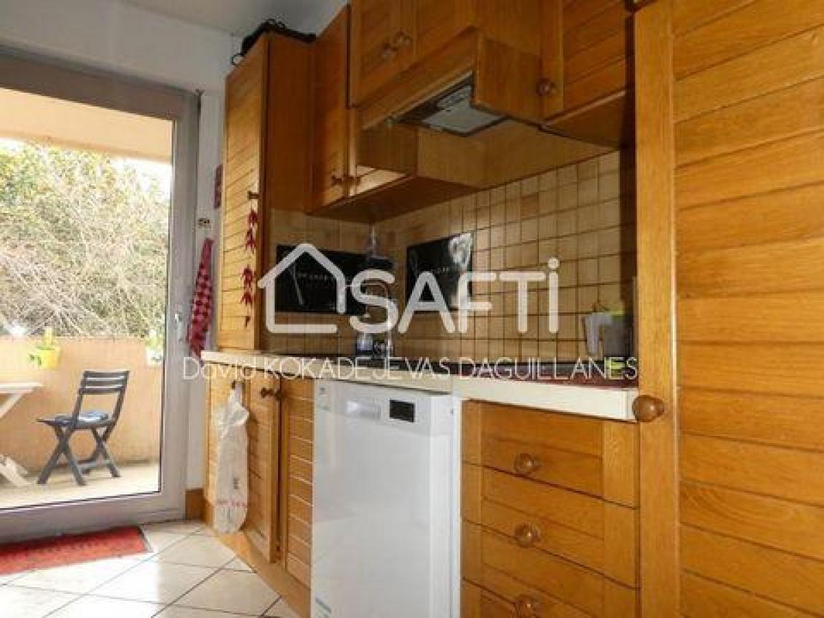 2 bedrooms Apartment in Mazamet, France No. 23549