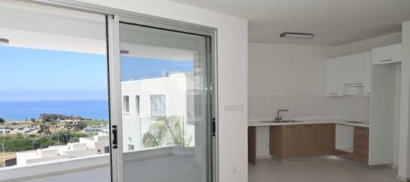 3 Schlafzimmer Haus in Chloraka, Cyprus, Nr. 9849 5