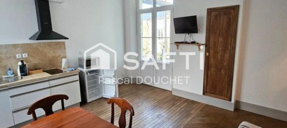 Casa de 8 dormitorios en Chateau-Thierry, France No. 82474 11