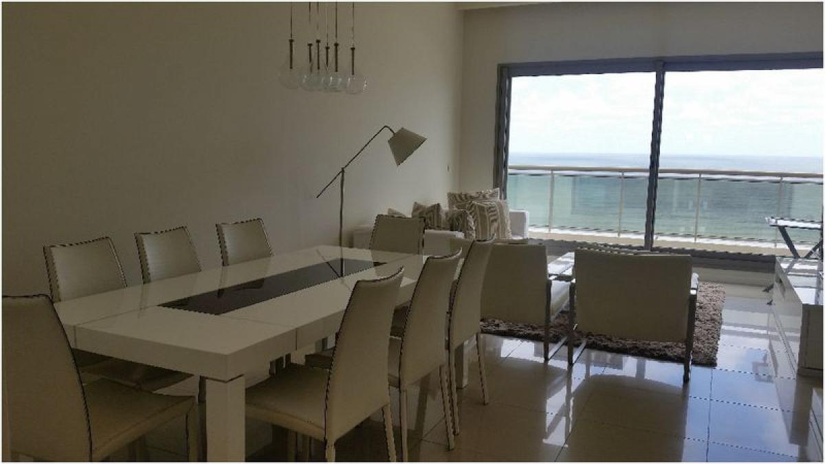 3 غرف نوم منزل في Maldonado, Uruguay رقم 2566