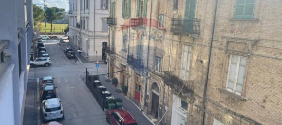 3 bedrooms Apartment in Lanciano, Italy No. 28310 8