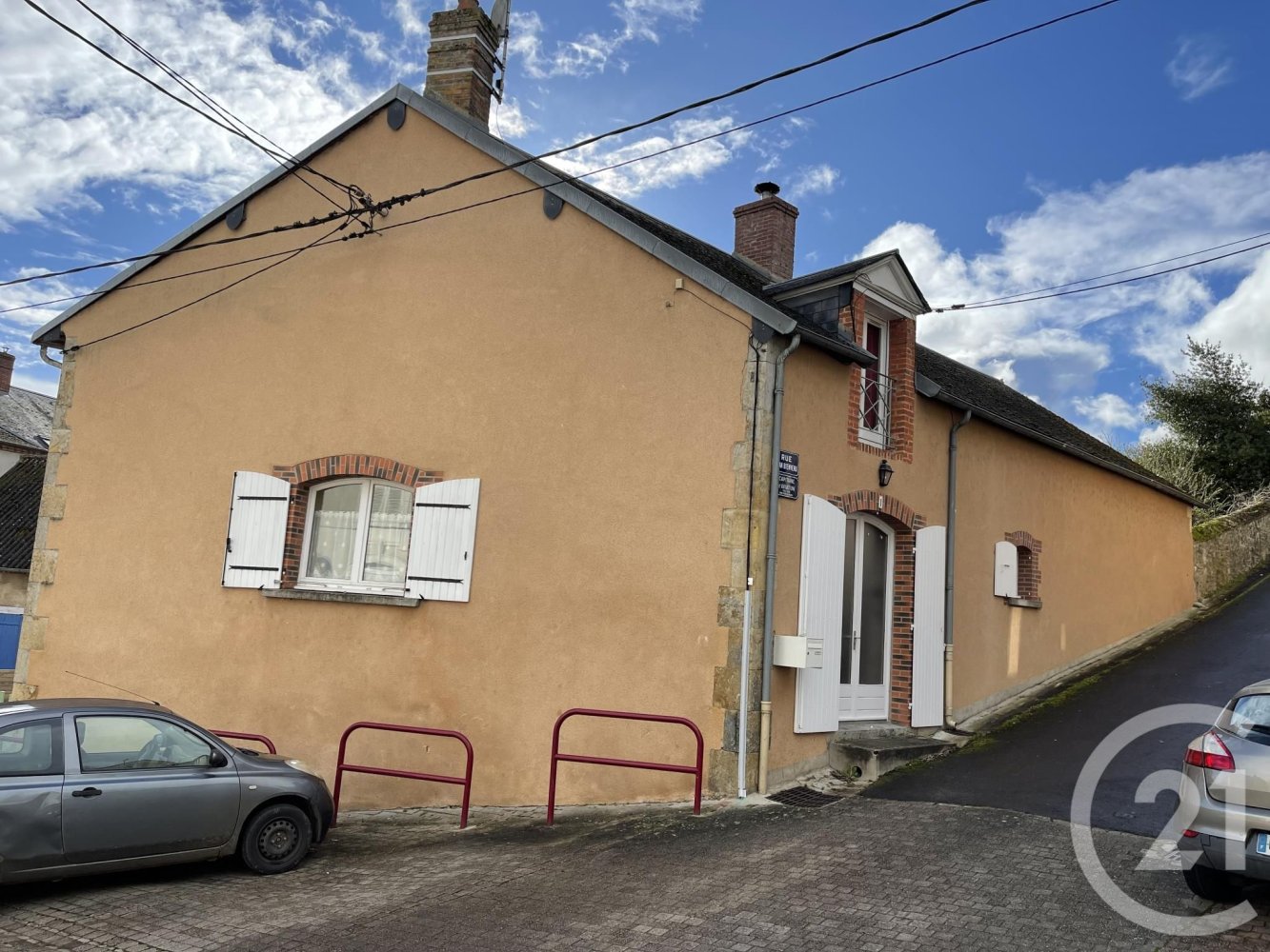 2 bedrooms House in Cercy-la-Tour, France No. 53835