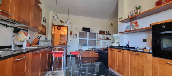 3 rooms Penthouse in Genoa, Italy No. 313362 24