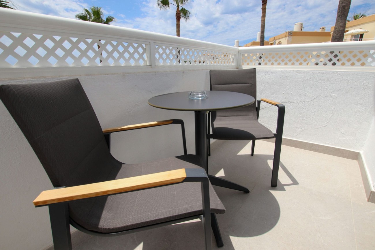  قطعة أرض في Eixample, Spain 1084متر مربع رقم 41755