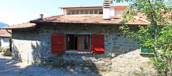 3 bedrooms House in Fivizzano, Italy No. 115715 20