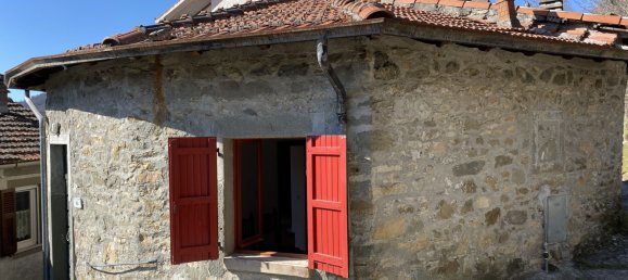 3 bedrooms House in Fivizzano, Italy No. 115715 4