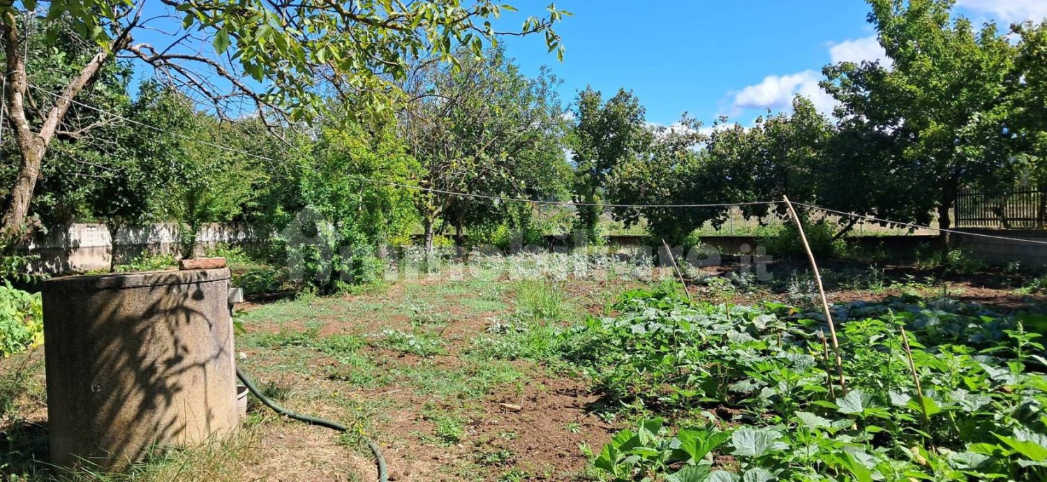 Terrain à Frosinone, Italy 2000m² No. 302104