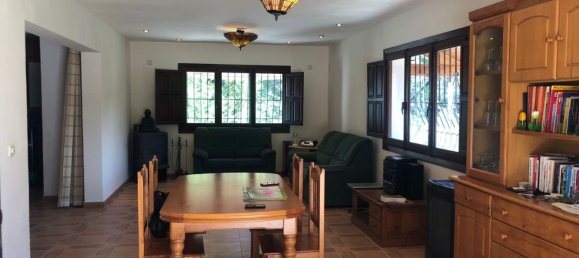 5 bedrooms House in Tarbena, Spain No. 11974 16