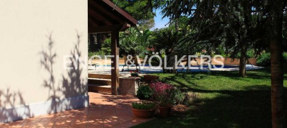 4 bedrooms Villa in Valderice, Italy No. 68731 20