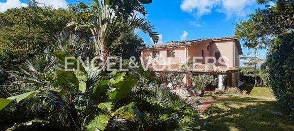 4 bedrooms Villa in Valderice, Italy No. 68731 14