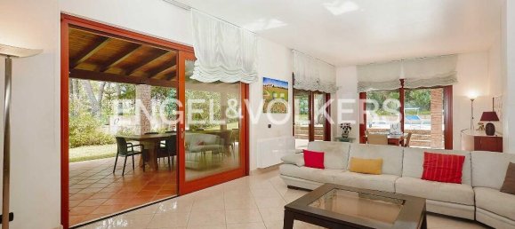 4 bedrooms Villa in Valderice, Italy No. 68731 4