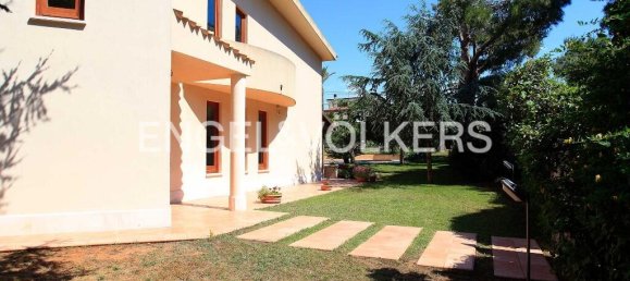 4 bedrooms Villa in Valderice, Italy No. 68731 17