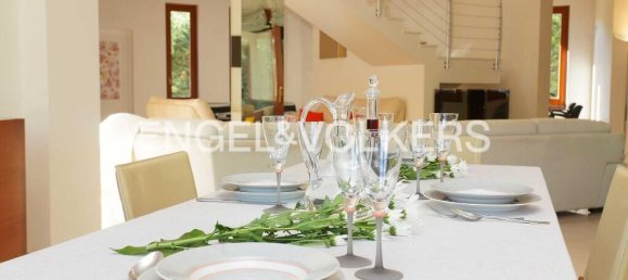 4 bedrooms Villa in Valderice, Italy No. 68731 7