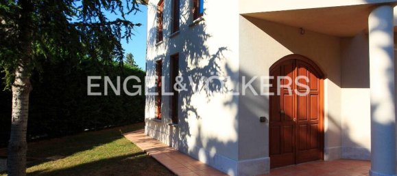 4 bedrooms Villa in Valderice, Italy No. 68731 18