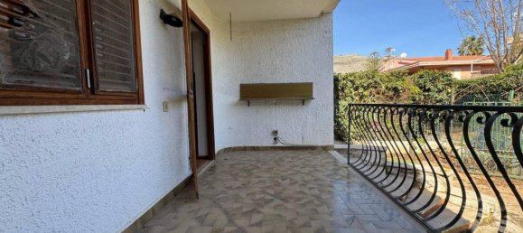 8 rooms Apartment in Palermo, Italy No. 34956 6