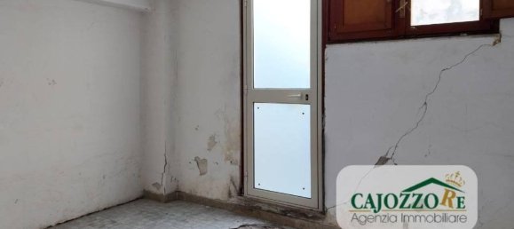 8 rooms Apartment in Palermo, Italy No. 34956 2