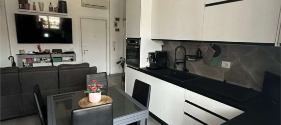 3-salle Appartement à Milan, Italy No. 263946 3