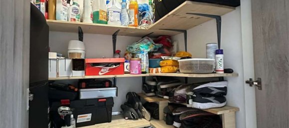 3-salle Appartement à Milan, Italy No. 263946 9