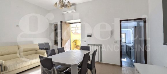 4 bedrooms House in Monte di Procida, Italy No. 363854 3