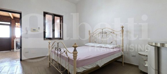 4 bedrooms House in Monte di Procida, Italy No. 363854 15