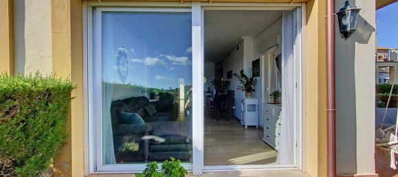 Apartamento de 2 dormitorios en Marbella, Spain No. 80548 34