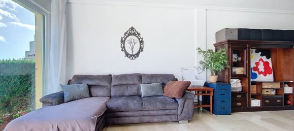 Apartamento de 2 dormitorios en Marbella, Spain No. 80548 16