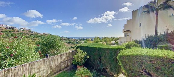 Apartamento de 2 dormitorios en Marbella, Spain No. 80548 30