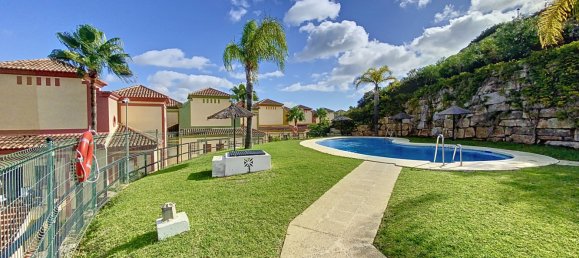 Apartamento de 2 dormitorios en Marbella, Spain No. 80548 29