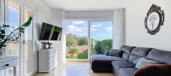 Apartamento de 2 dormitorios en Marbella, Spain No. 80548 15