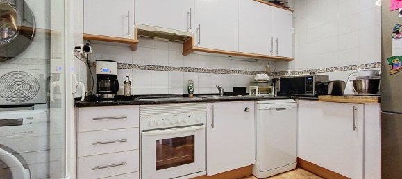 Apartamento de 2 dormitorios en Marbella, Spain No. 80548 9