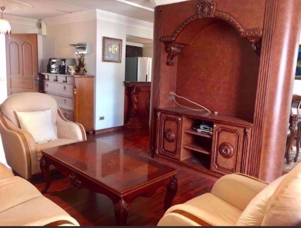 Кондоминиум  с 2 спальнями в Патхум Ван, Таиланд № 7754