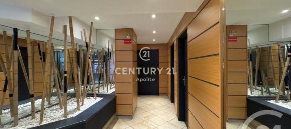 Apartamento de 2 dormitorios en Lille, France No. 226052 2