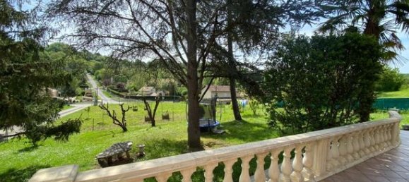 4 Schlafzimmer Haus in Bon-Encontre, France, Nr. 304354 2