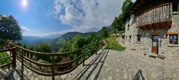 Дом с 5 комнатами в Брумано, Италия № 329703 5