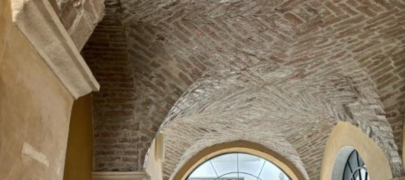 Studio in Parma, Italy No. 235362 9