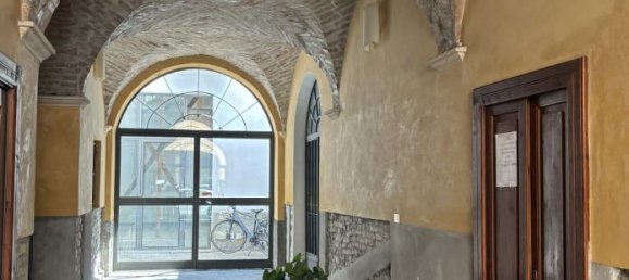 Studio in Parma, Italy No. 235362 10