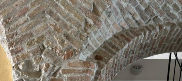 Studio in Parma, Italy No. 235362 8