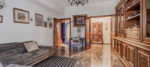3 bedrooms Apartment in Rome, Italy No. 163510 9